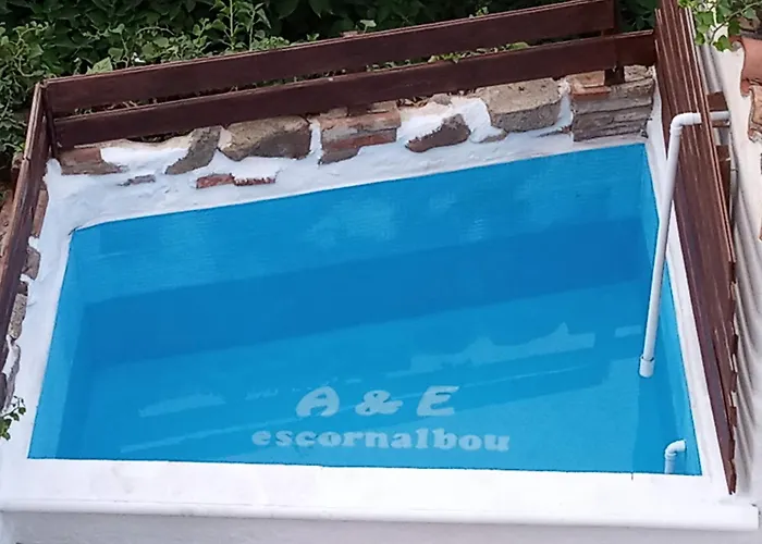 Nocleg ze śniadaniem A&e.escornalbou 4*