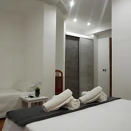 Bed and breakfast A&e.escornalbou 4*